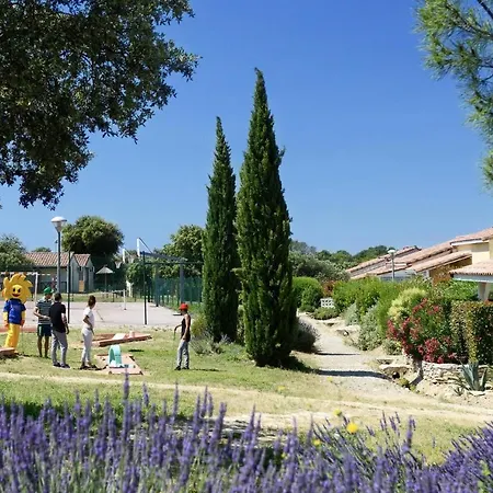 Maisonnette Confort 6 Le Mas Des Vignes Rezort Calvisson
